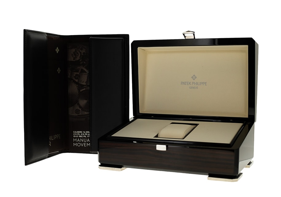 Patek Philippe Calatrava 5196G-001 Image 6